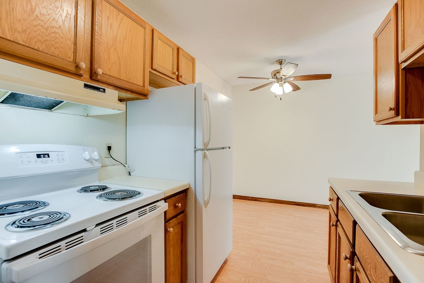 2017 Pillsbury Ave Image 5