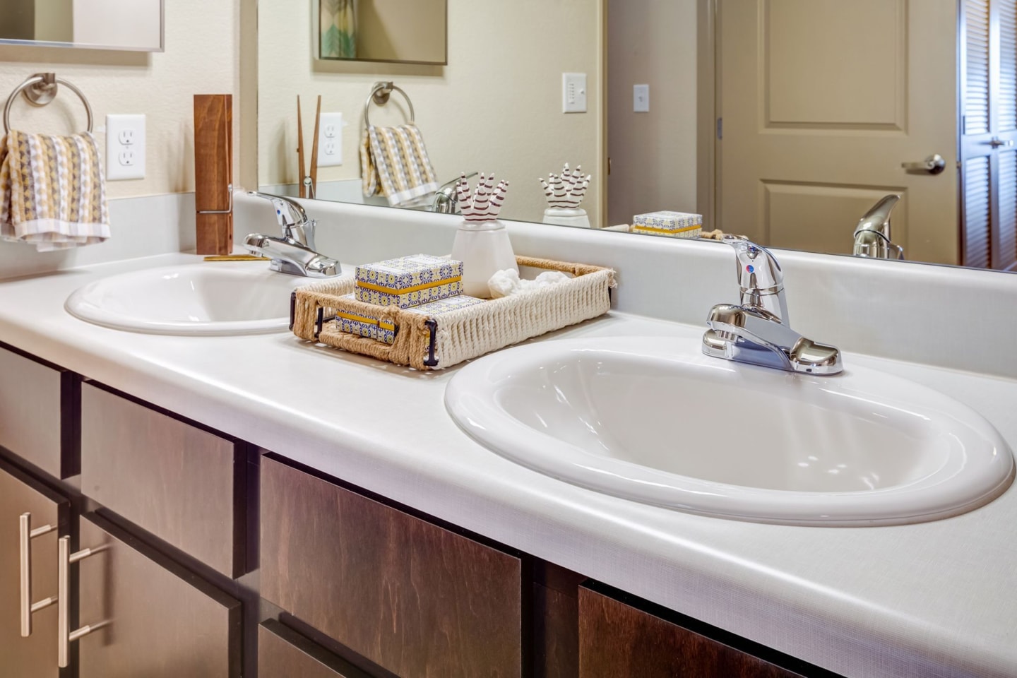 Granite 550 Image 11