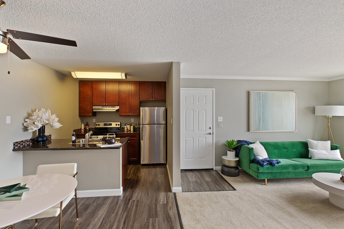 Oceanaire Apartment Homes Image 16