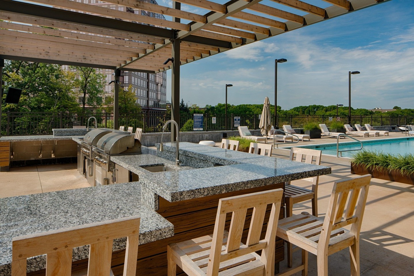 The Island Residences at Carlson Center Image 28