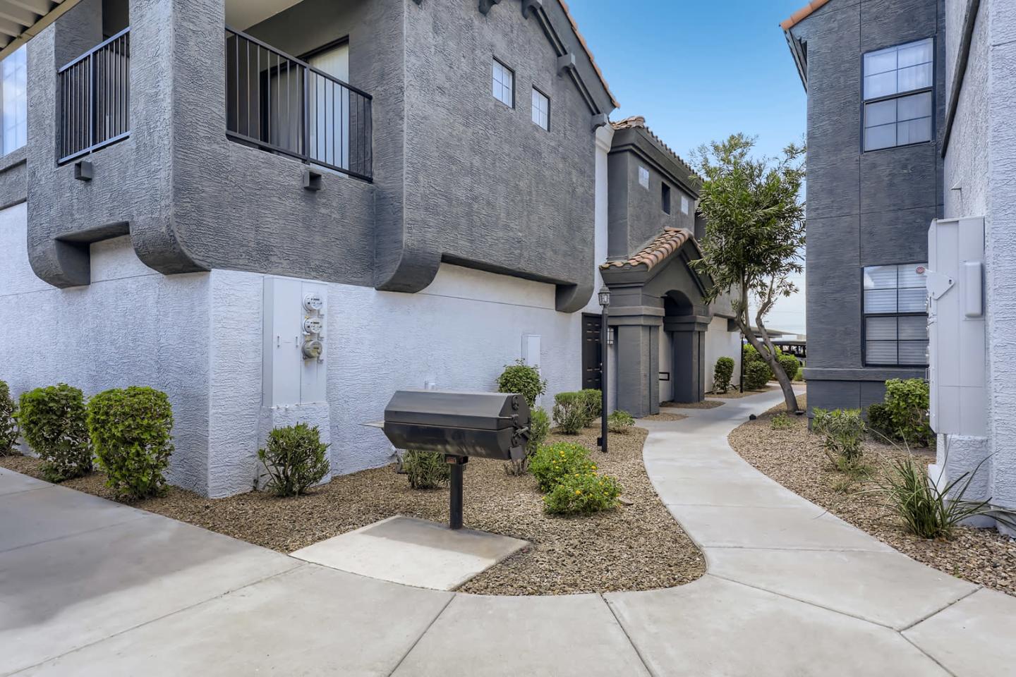 Mandarina Apartment Homes Image 81