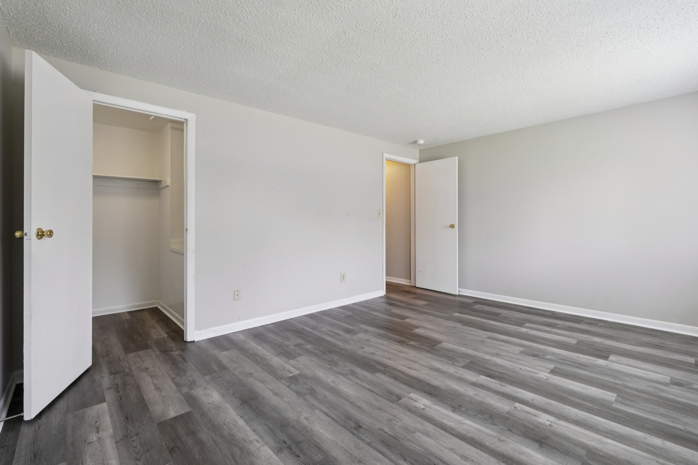 Gateway Apartment Homes Image 4