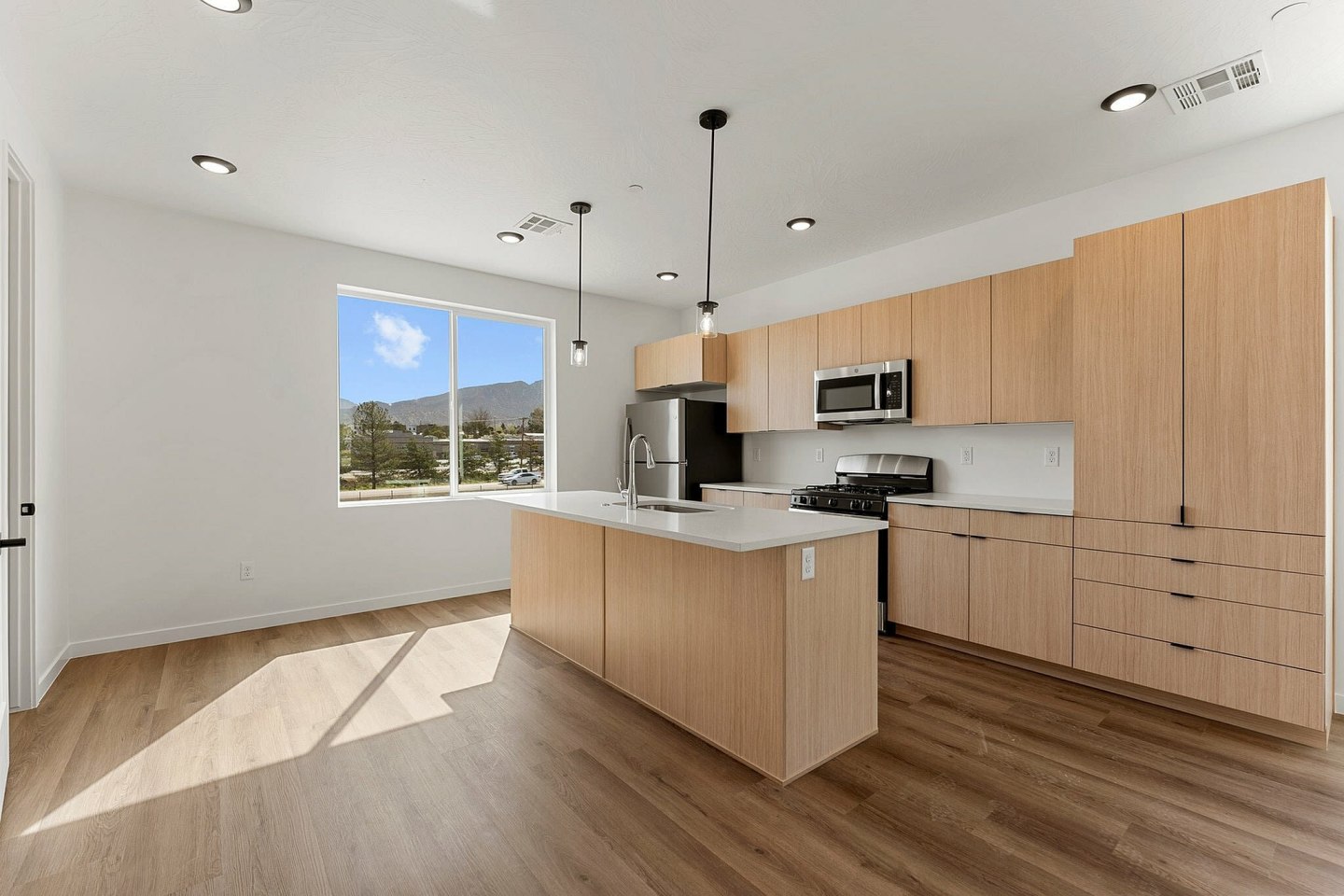 Coal Creek Townhomes Image 25
