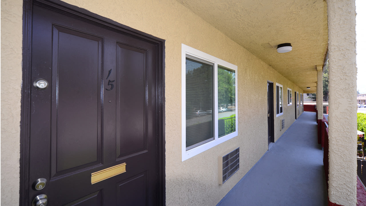 Vintage Apartments Image 9