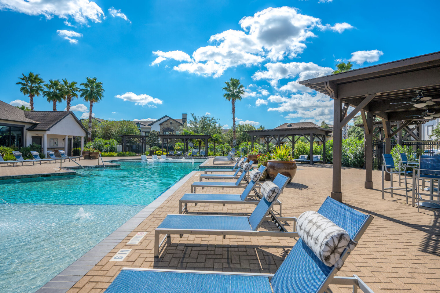 Grand Villas at Tuscan Lakes Image 2