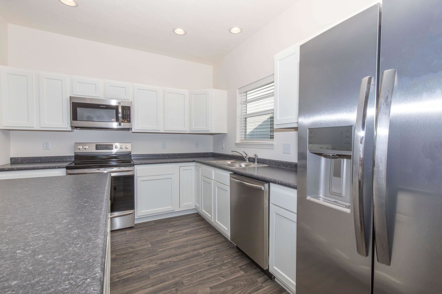 Avalon Bluffs Image 59