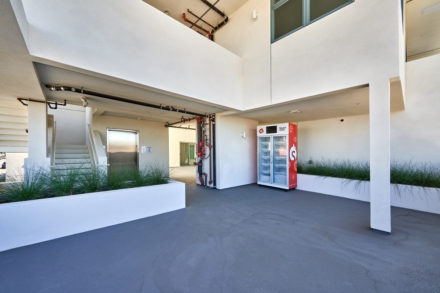 2600 S Catalina Street - Co-Living Image 11