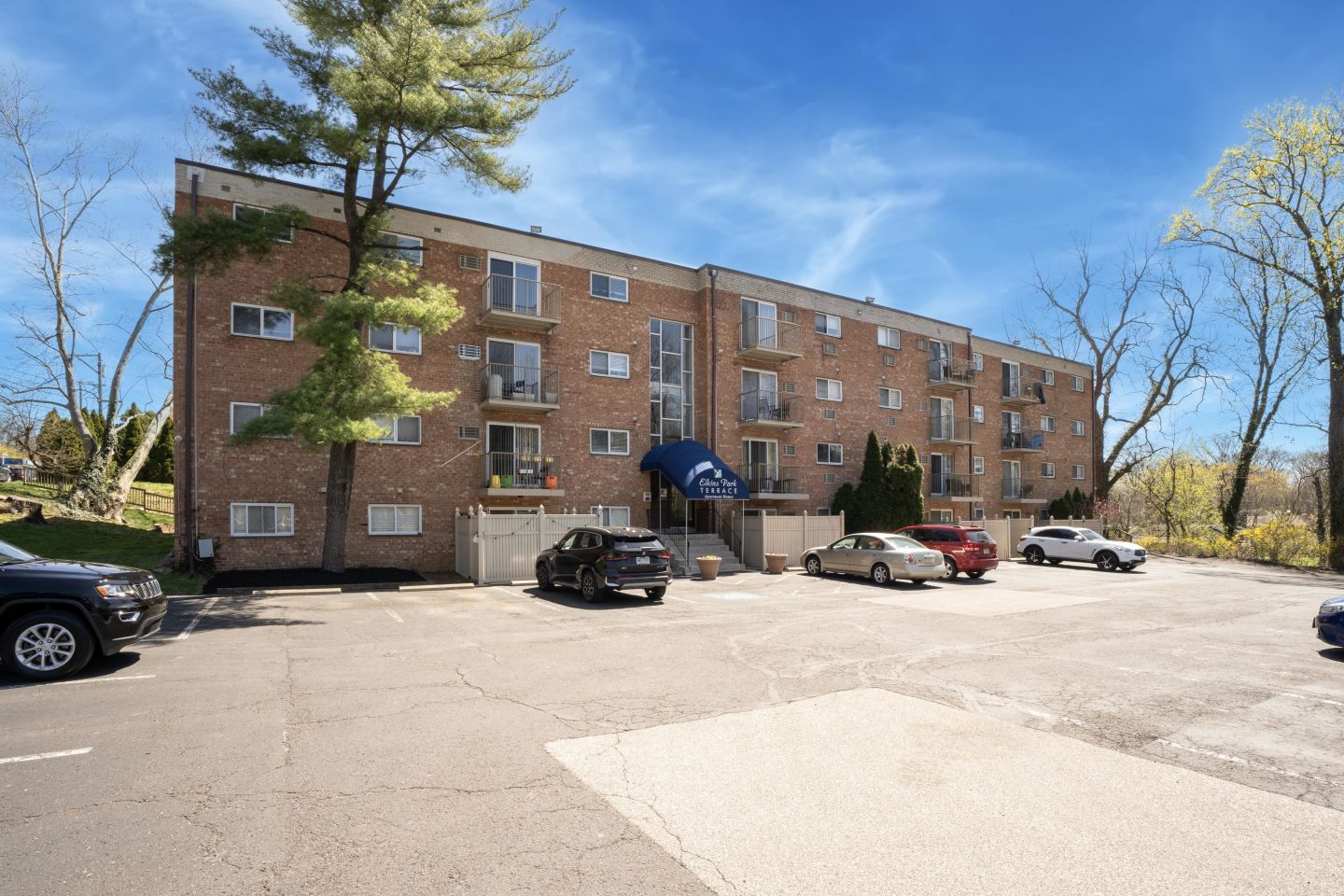 Elkins Park Terrace Image 8