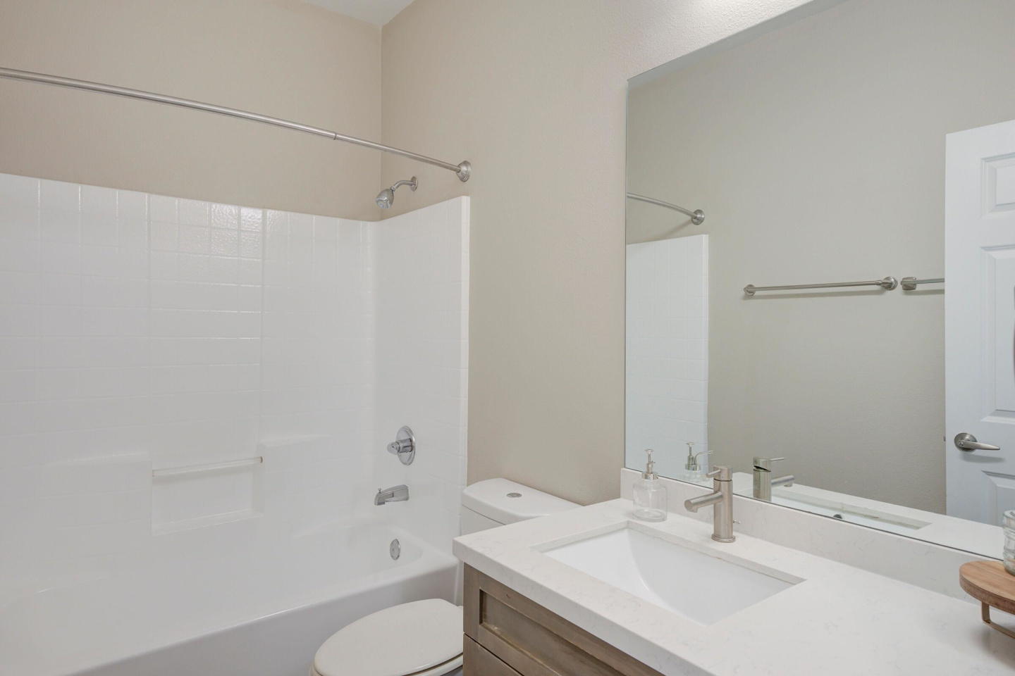 Bellecour Way Apartment Homes Image 63