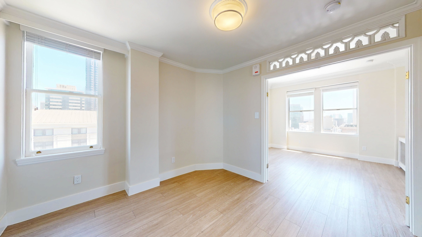 645 Stockton Image 3