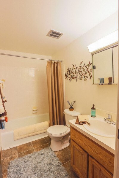 Forest Glen Image 18