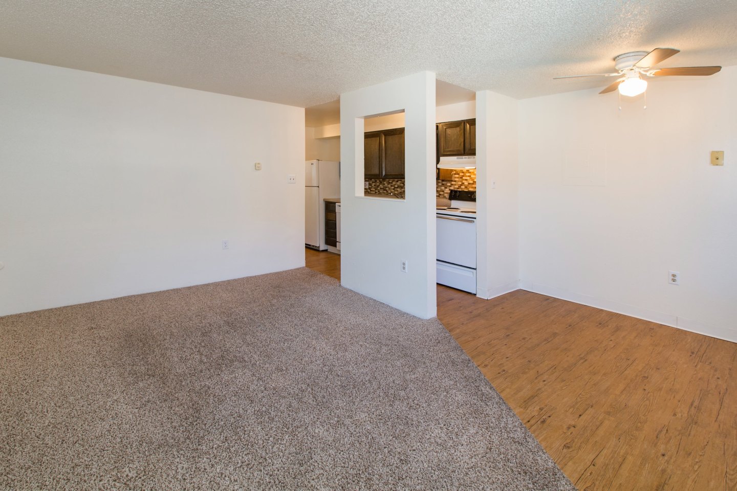 Newport Square Apartments Image 56