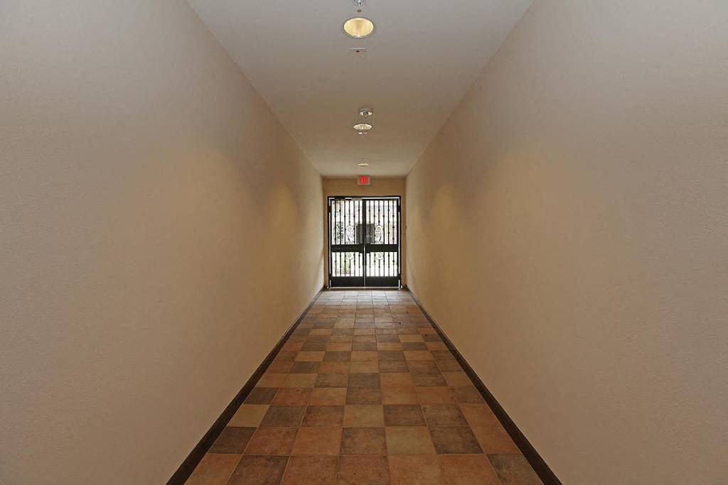 Senior Housing - Monaco Apartments Image 93