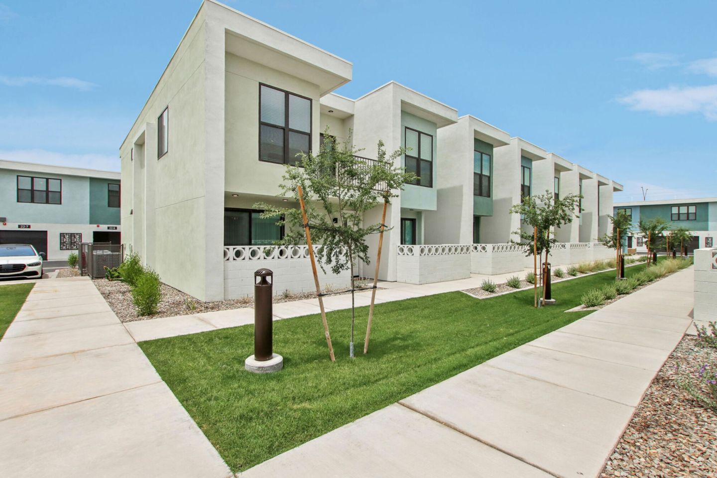 The Douglas Townhomes Image 3