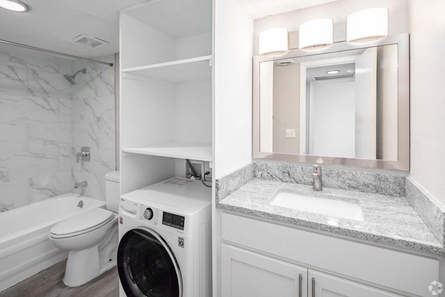 Amalie Apartment Homes Image 18