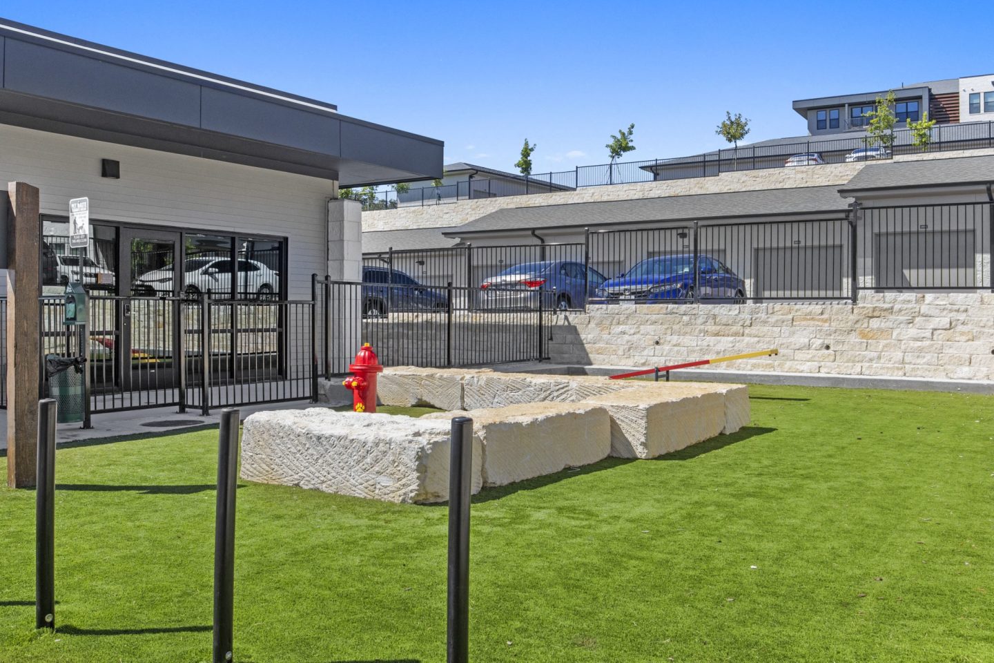 La Tierna Apartments Image 1