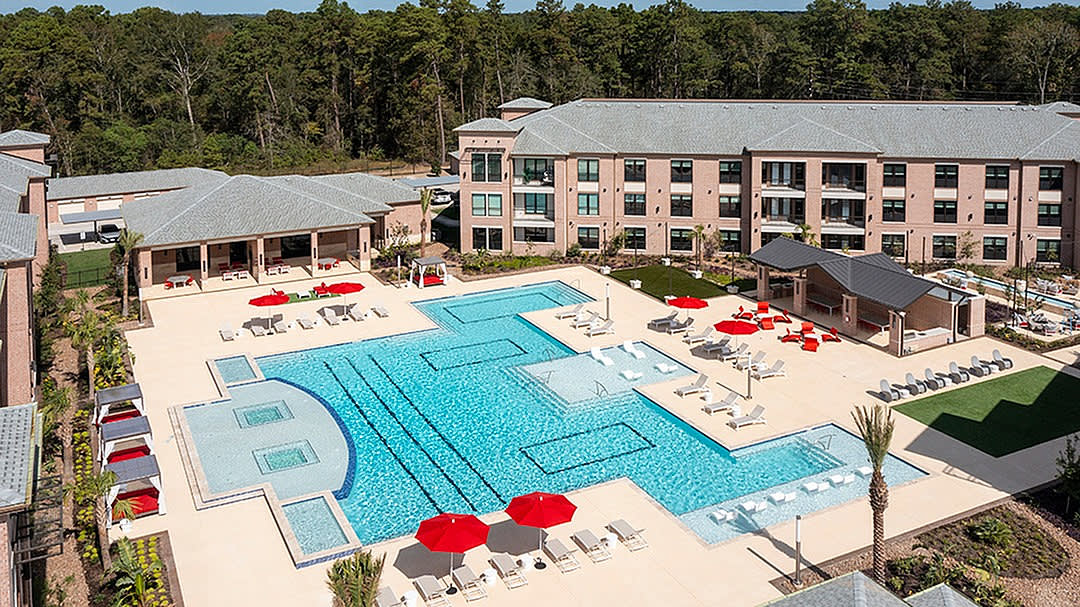 Imperial Oaks Square Image 16