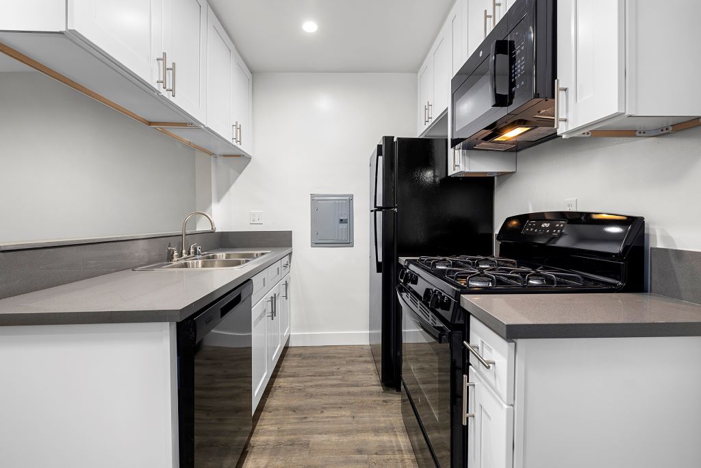 Riverside Apartments Image 19