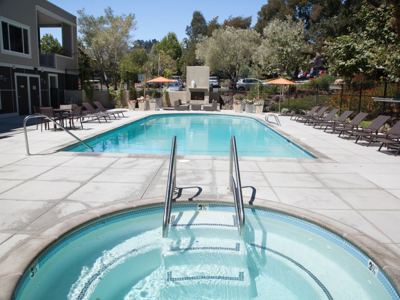 Serenity at Larkspur Image 2