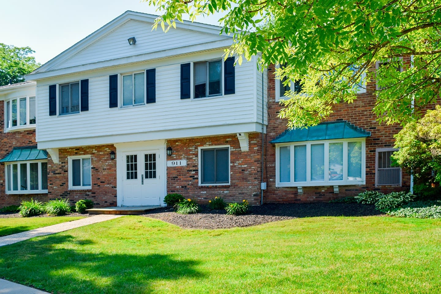 Village at Mayfield Image 21