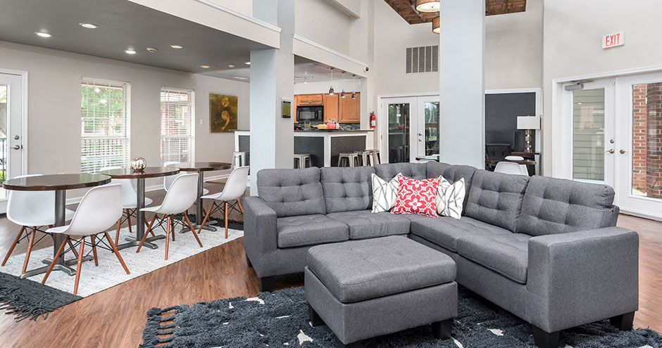 Broadmoor Apartment Homes Image 2