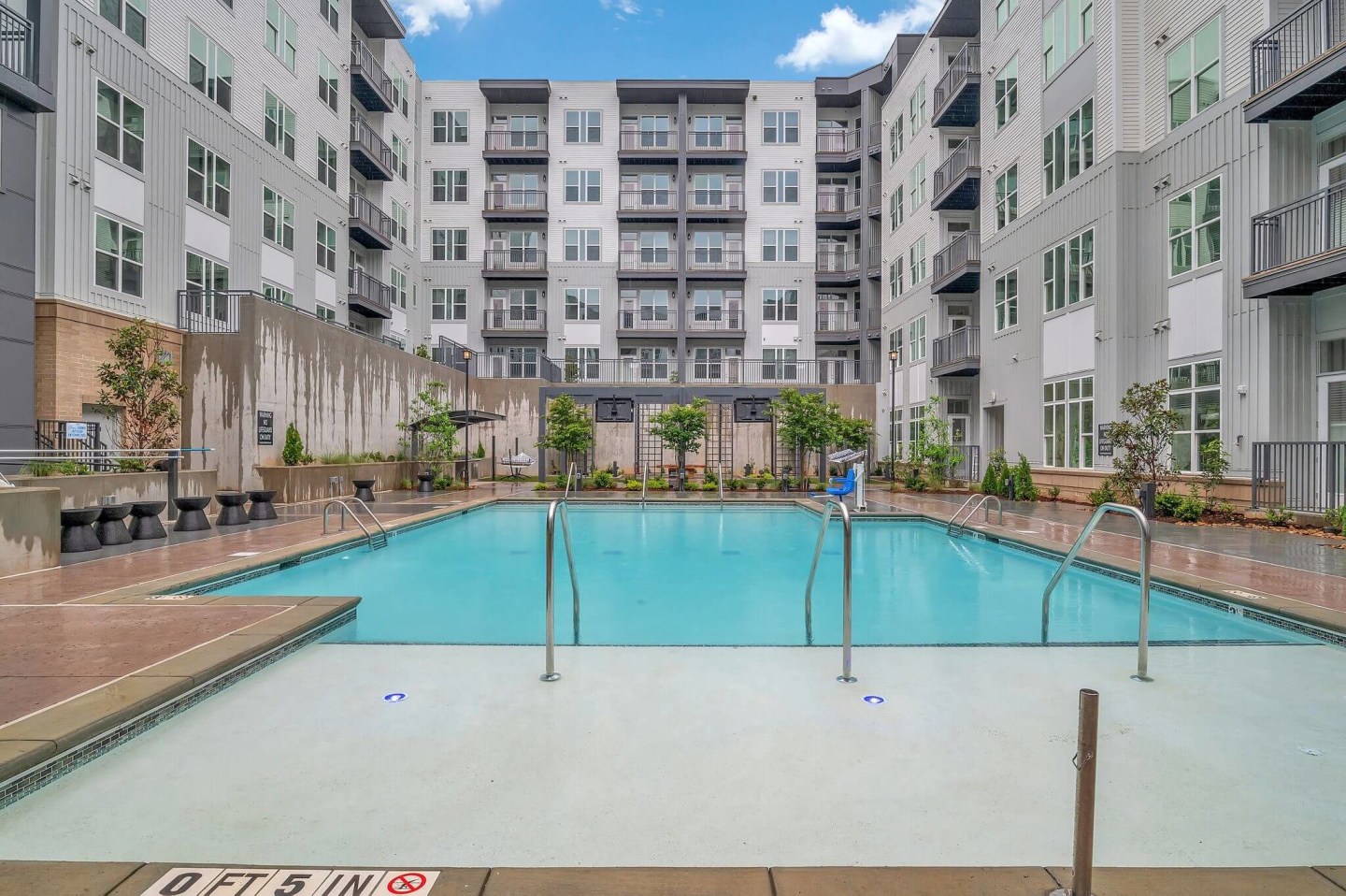 Alta West Morehead Image 44