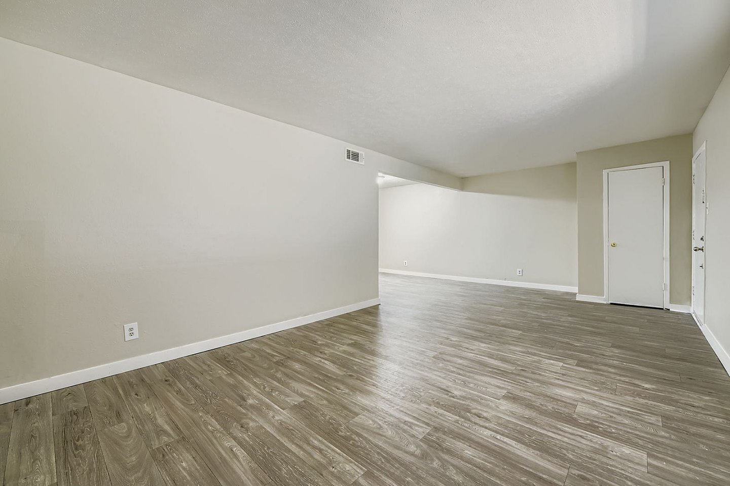 Ridgmar Oaks Image 6