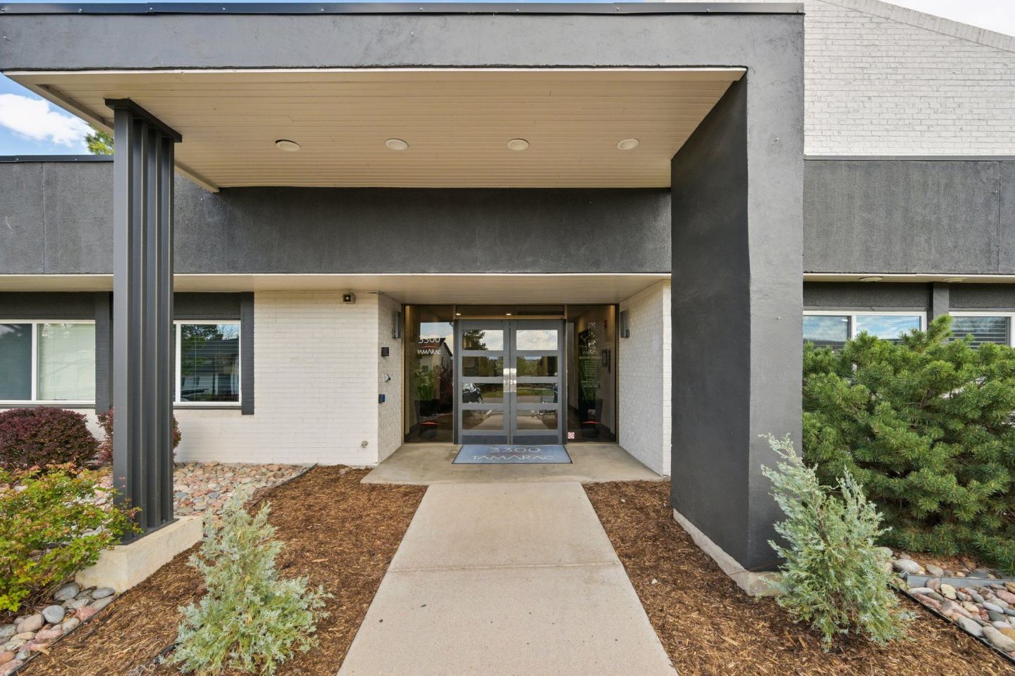 3300 Tamarac Image 30