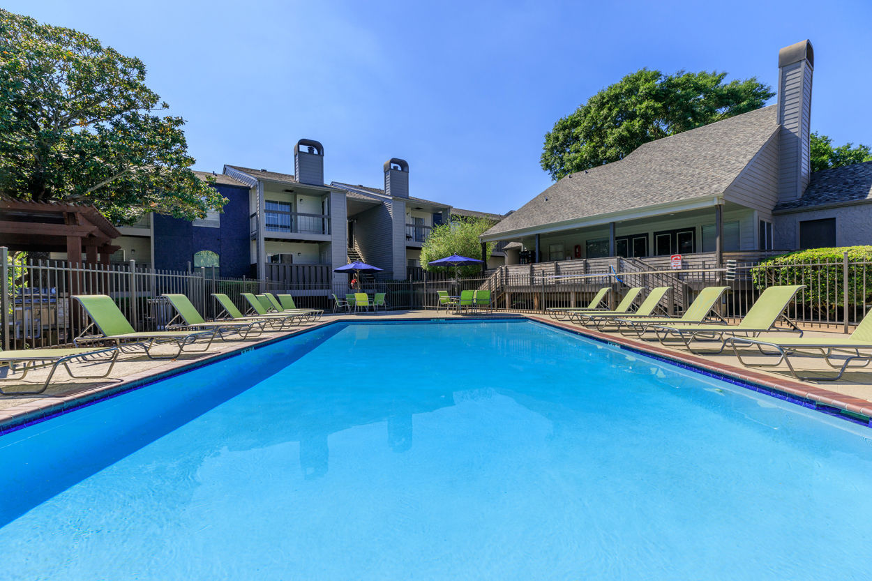 Crows Nest Apartments Image 1