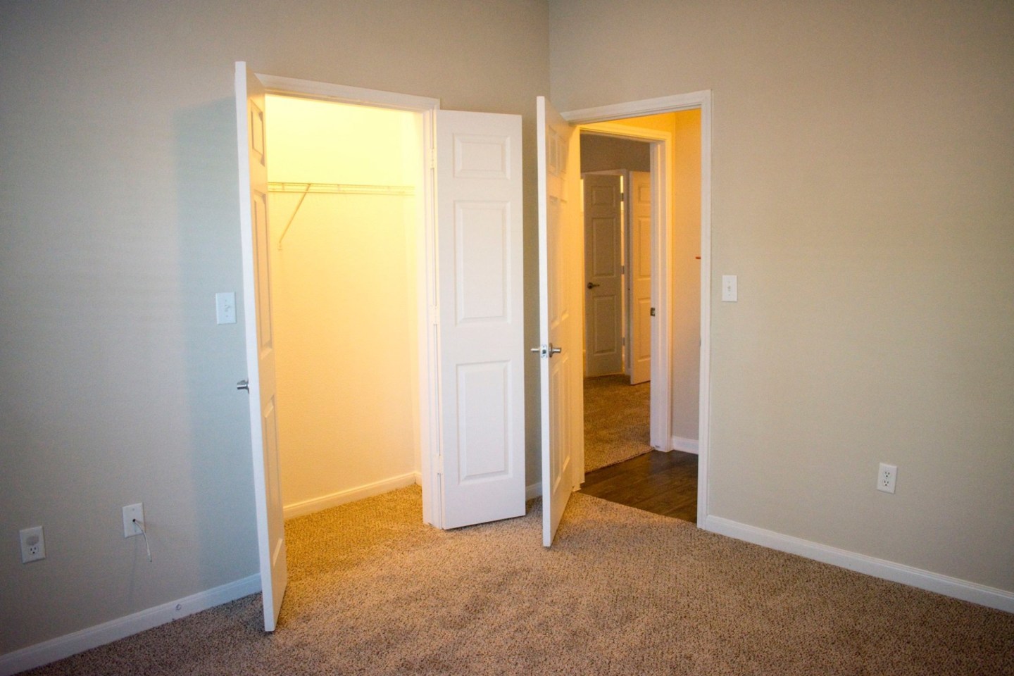 Estate Villas at Krum Image 29