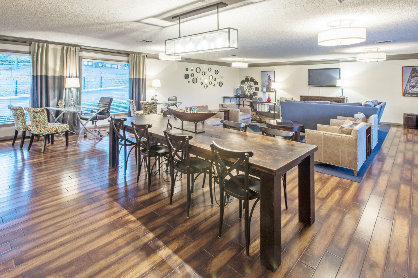Riverchase Landing Image 23