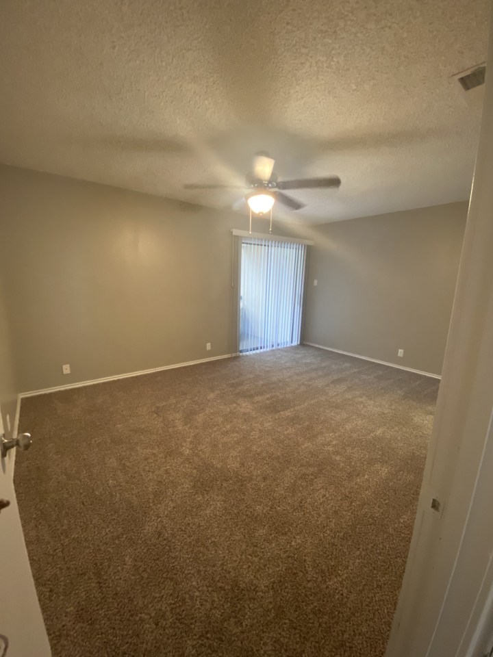 4000 Horizon Hill Image 8