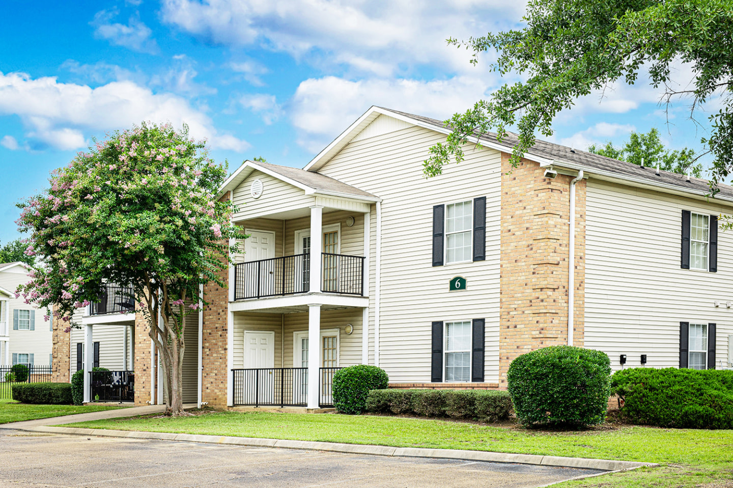 Colony Pointe Image 2