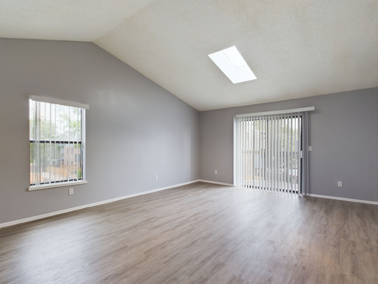 Parkside Apartments Image 4