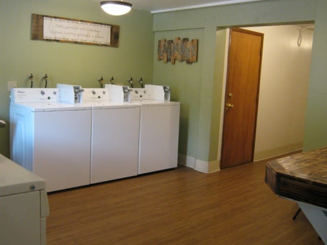 Colony Park Image 11