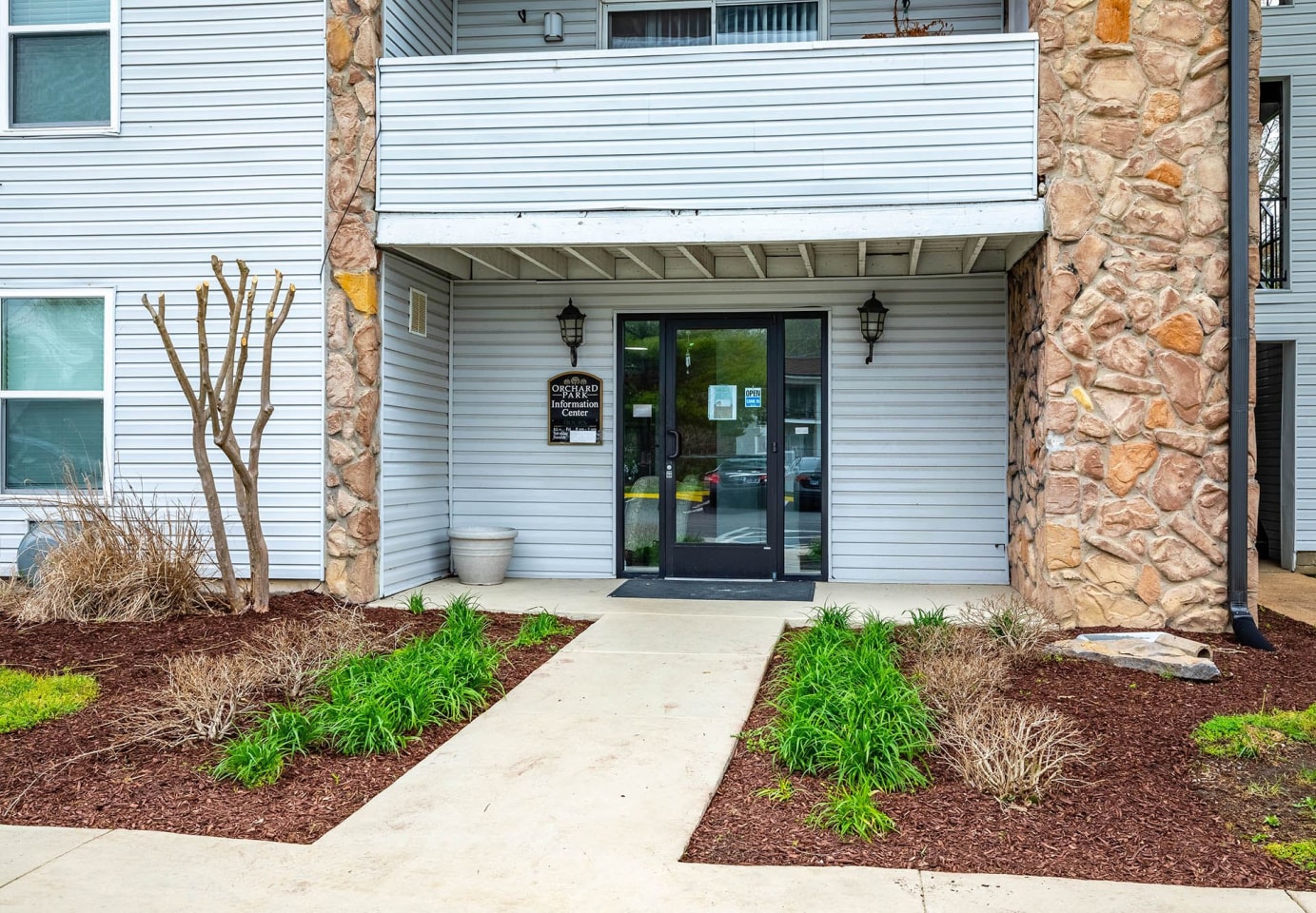 Orchard Park Apartments Image 3