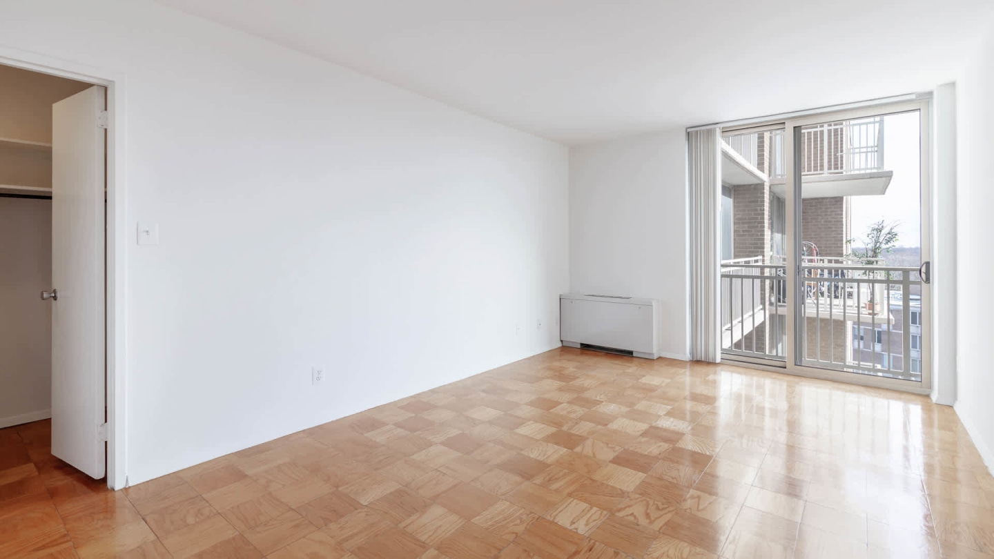 3003 Van Ness Image 35