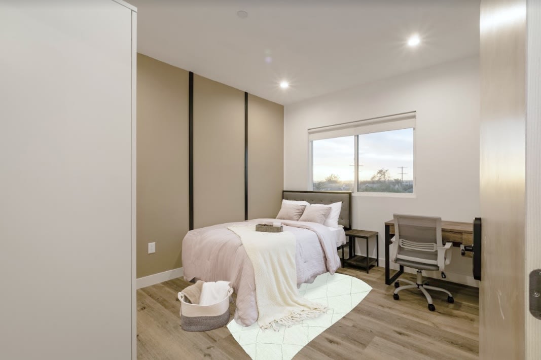 1455 W 36th Street - Co-Living Image 35