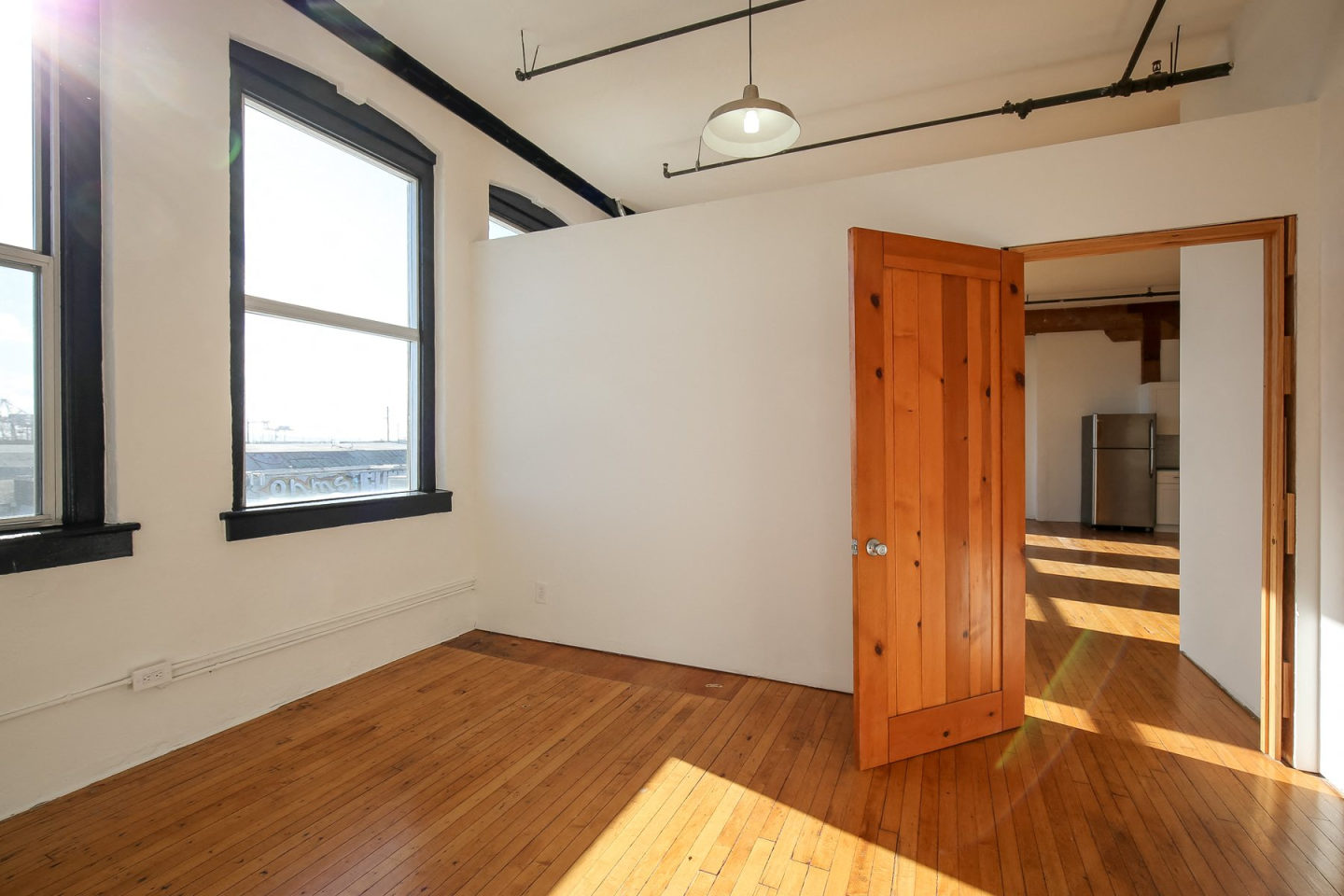 5th Street Image 5
