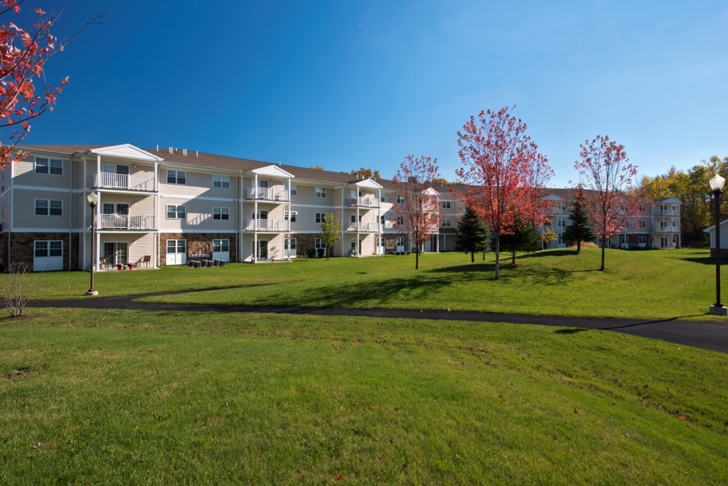 Hearthstone Village - Senior Housing Image 5