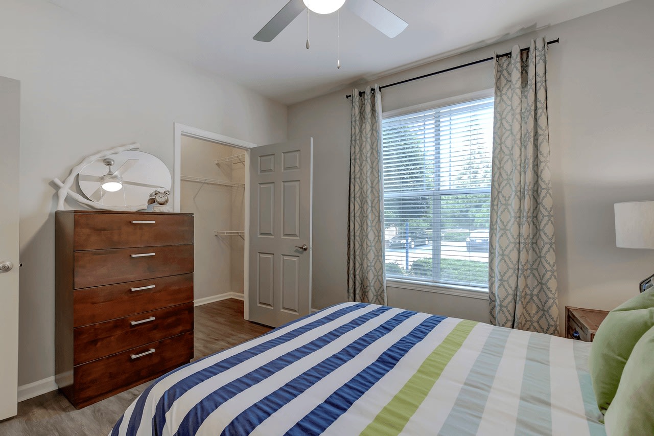 Lakeside at Town Center Apartments Image 22