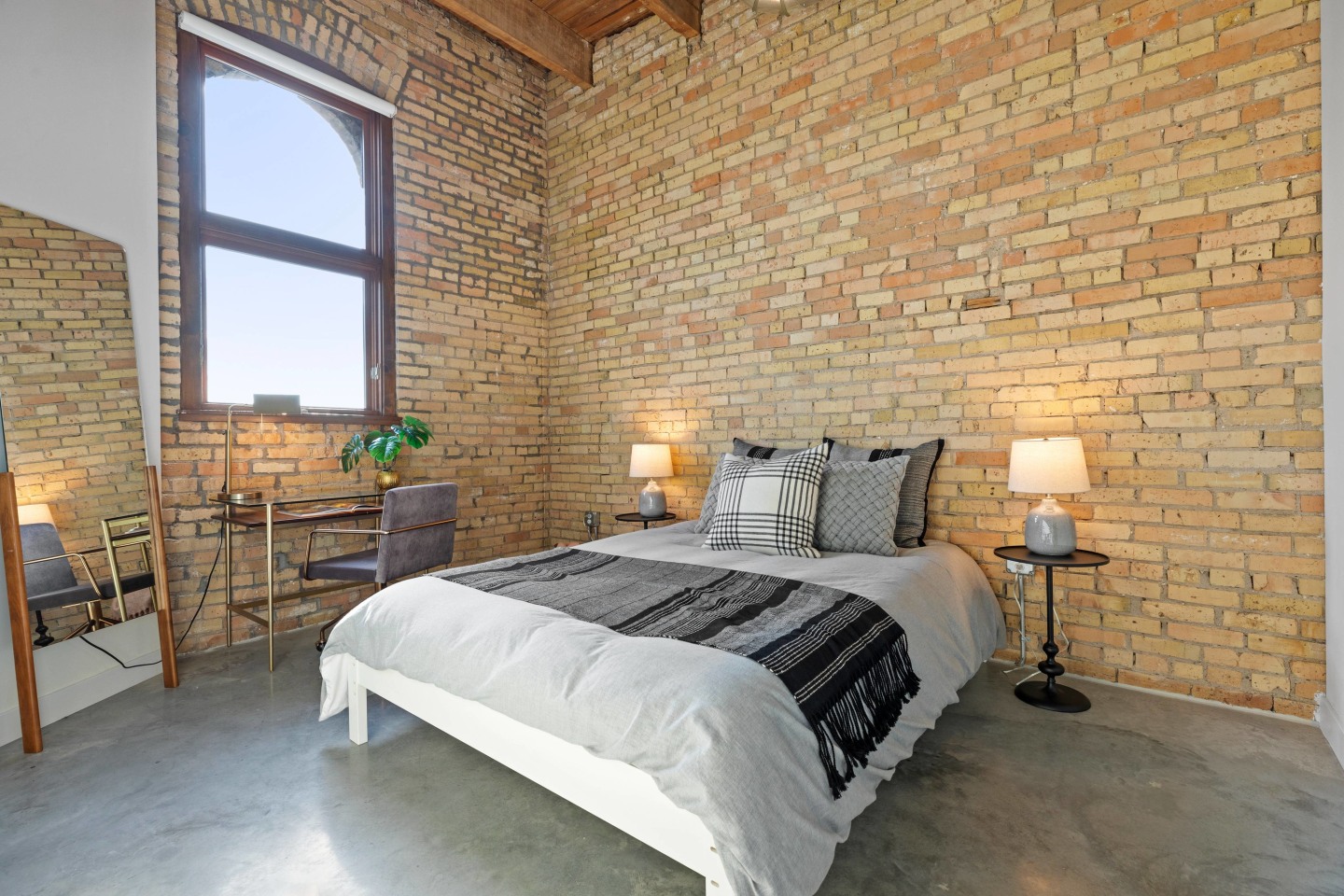 724 Lofts Image 23