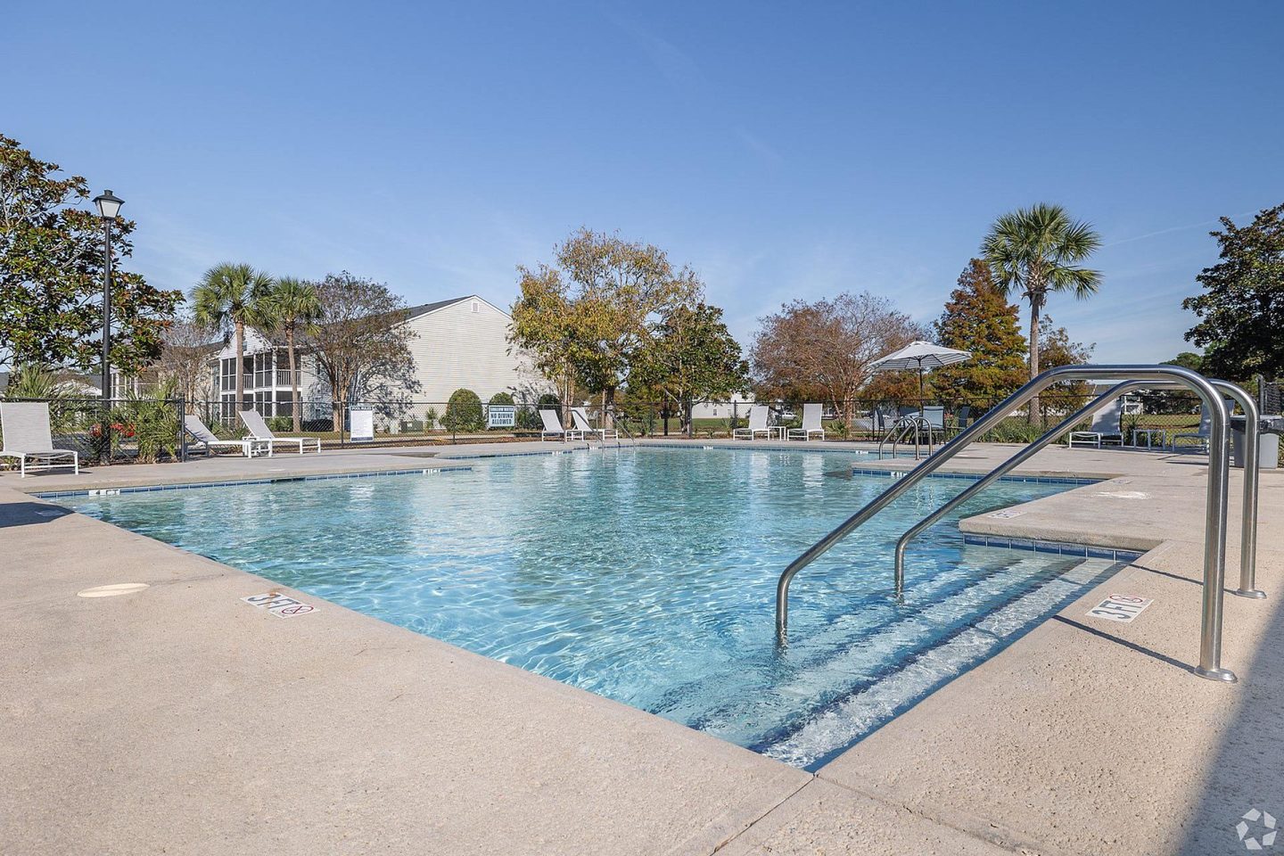 The Collins Apartment Homes Image 32