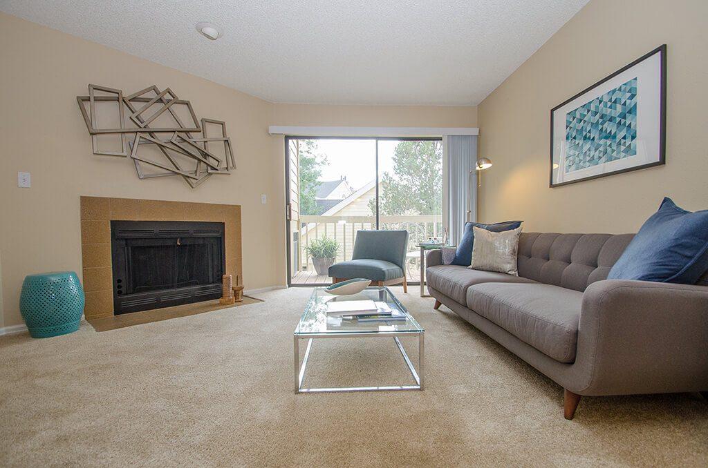 Rock Peak on Sunset Apartments Image 9