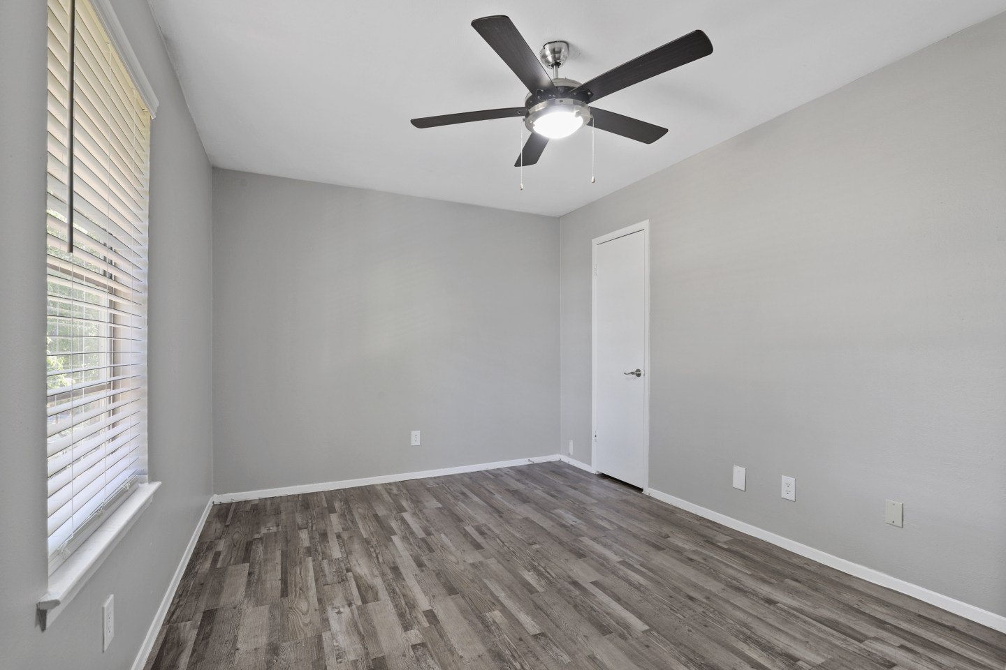 Kingswood Image 15