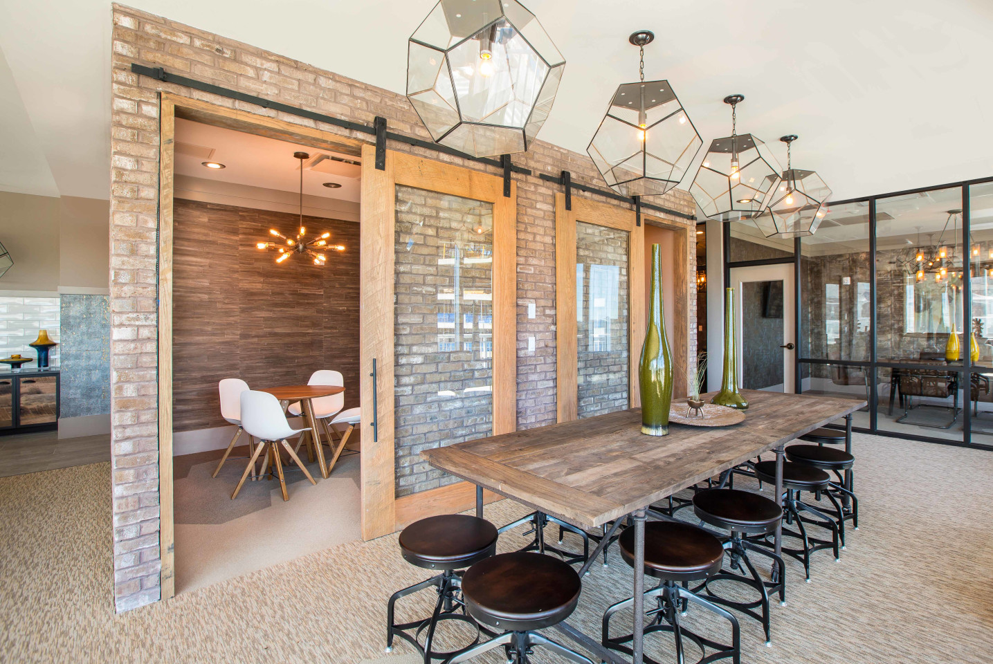 Placemakr Premier SoBro Image 9