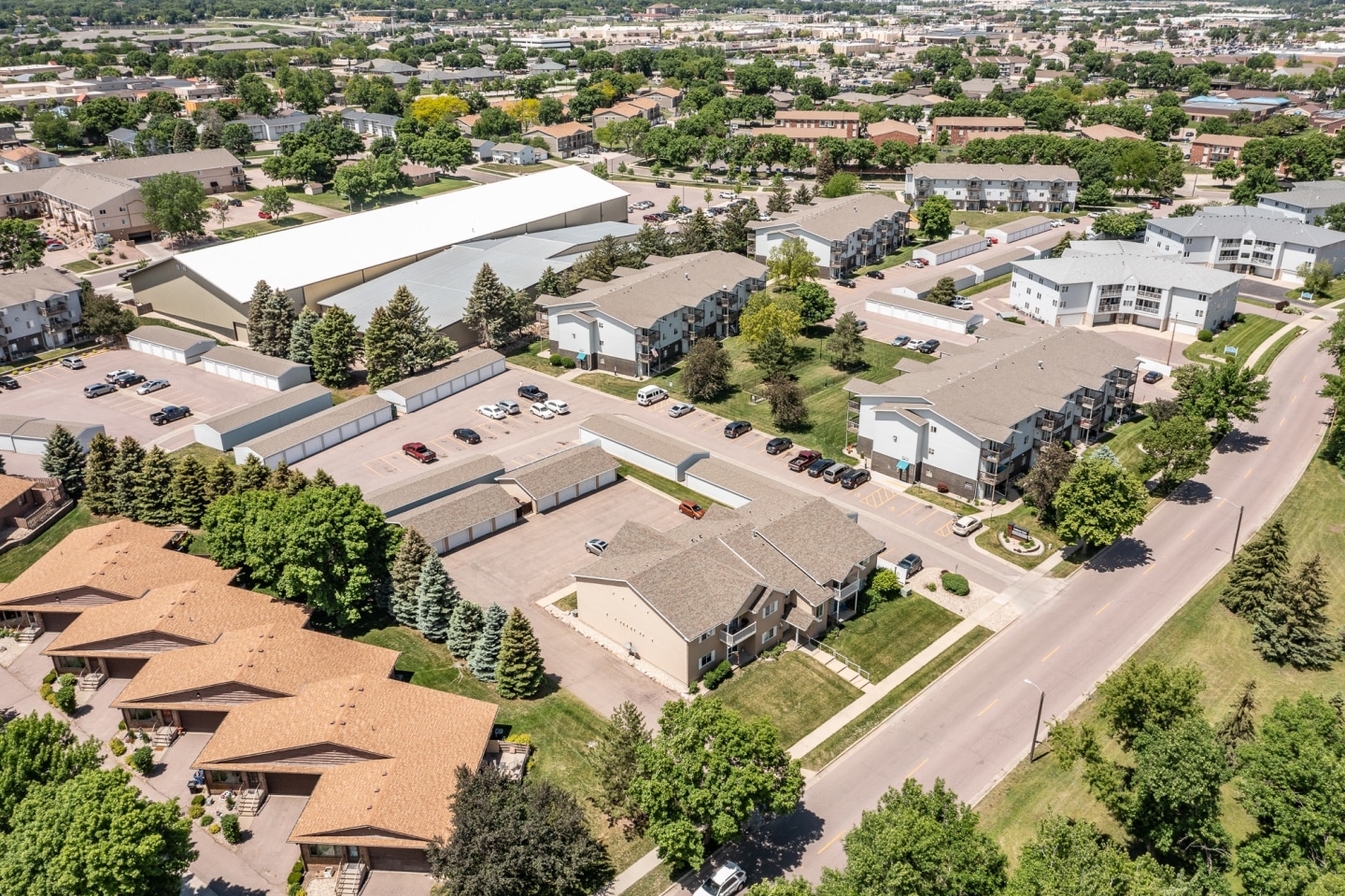 Oxbow Park Apartments Image 61