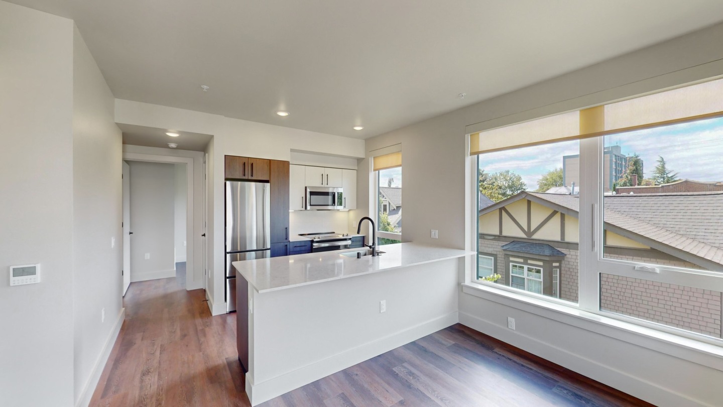 Capitol Hilltop Apartments Image 4