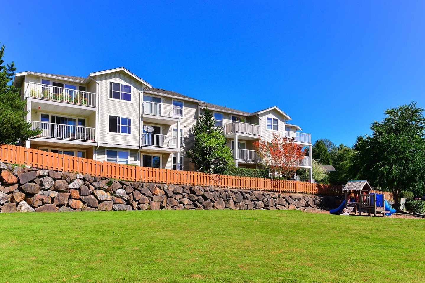 Langara Image 28