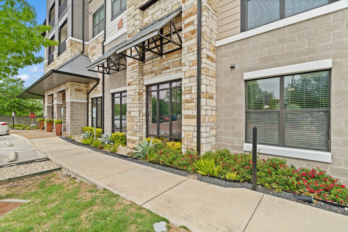 Axis Hamilton Image 141
